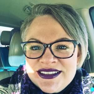 Meet your Posher, Deeanna